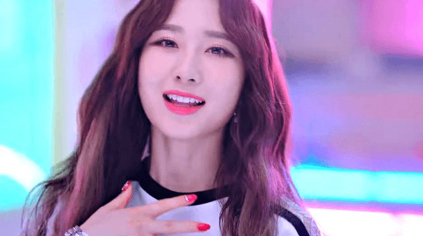 "가장 좋아하는 한국어는..."로켓펀치(RocketPunch) 쥬리의 '귀염귀염한' 한국어 모음 | 인스티즈