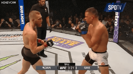 실컷 때리다가 역전 당하는 맥그리거 | 인스티즈