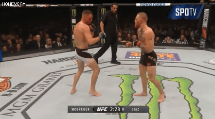 실컷 때리다가 역전 당하는 맥그리거 | 인스티즈