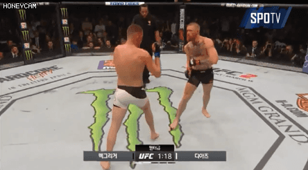 실컷 때리다가 역전 당하는 맥그리거 | 인스티즈