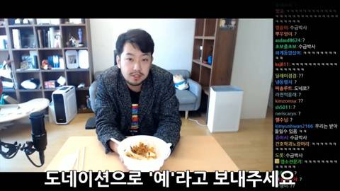 좋아하는 여자애가 6시간마다 1번씩 답장하면 | 인스티즈