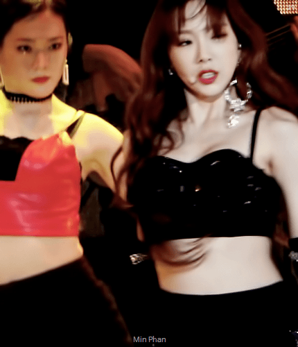 태연 콘서트 불티 움짤 모음.gif (데이터 주의) | 인스티즈