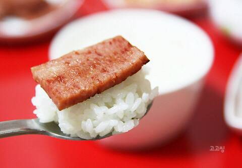스팸과 흰쌀밥 조합은 진리 | 인스티즈