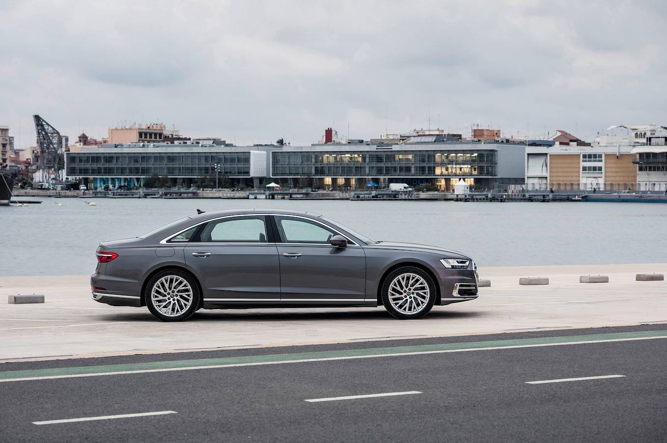 2019 신형 아우디 A8 [데이터주의] | 인스티즈