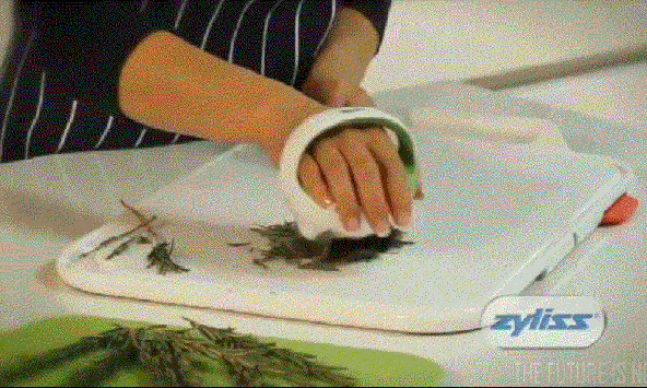 작은 아이디어지만 정말 기발한 주방용품들.gif | 인스티즈