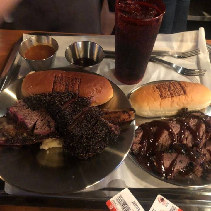 줄서서 먹는다는 돈 스파이크 식당 | 인스티즈