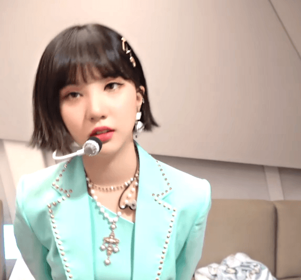 투턱 여자친구 은하.gif | 인스티즈