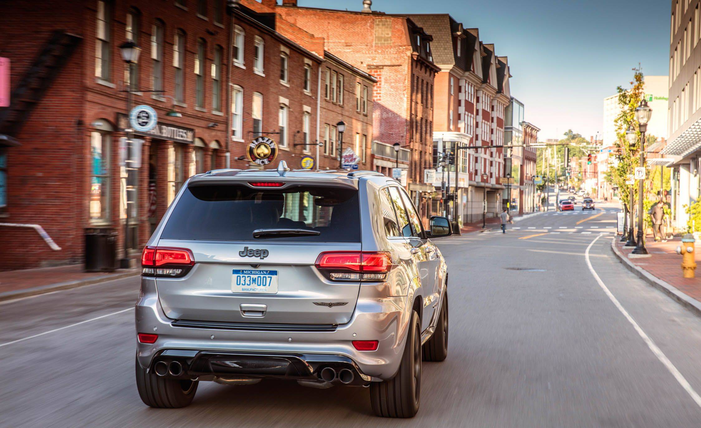 2018 지프 그랜드 체로키 트랙호크 [데이터주의] | 인스티즈