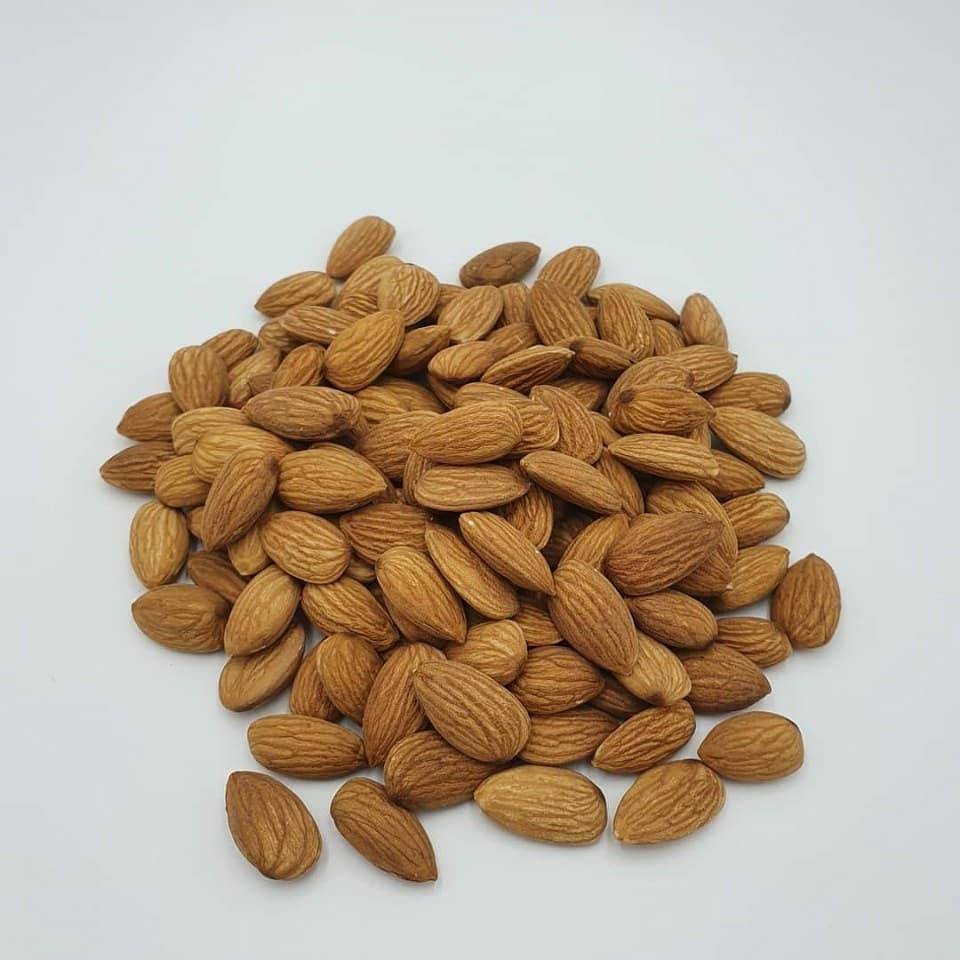 아몬드를 많이 씹어먹으면 안되는 이유 | 인스티즈