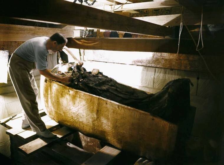 (5).jpg 투탕카멘이 최초로 발견된 날 3245년만에 봉인이 풀린 무덤.JPG