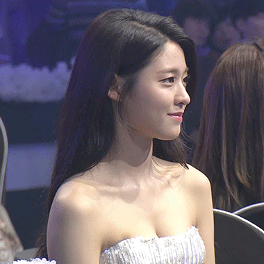 옆모습이 예쁜 여자 아이돌들.jpg | 인스티즈