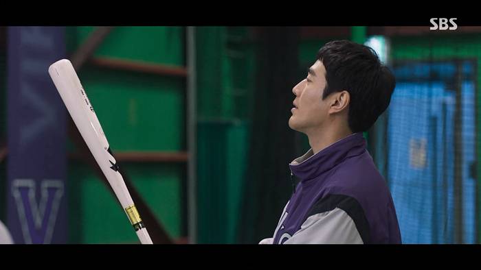 [스토브리그] 팬들이 울면서 품자마자 골때리는 캐릭터 | 인스티즈