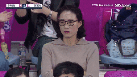 시합 중에 내 딸이 공격하는데 그걸 막는게 내 딸일 때.gif | 인스티즈