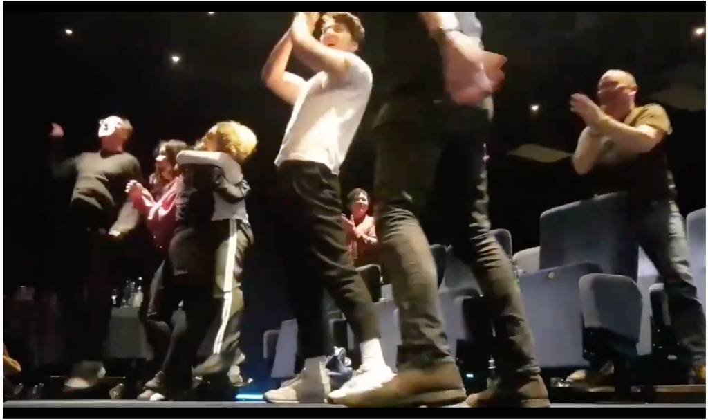 영국 기생충 배급사 반응.JPG | 인스티즈