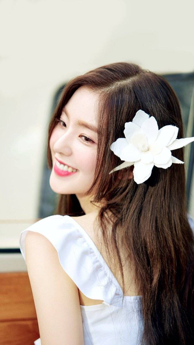 미모가 하늘을 찌르는 최고 존엄 아이린 | 인스티즈