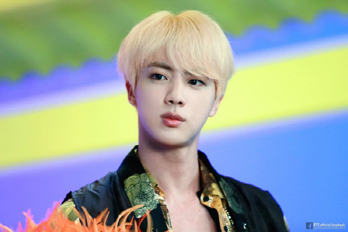 방탄소년단(BTS) 군 입대 전 해외 활동 유연화?···정부 '미필 국외여행허가' 개선 논의 | 인스티즈