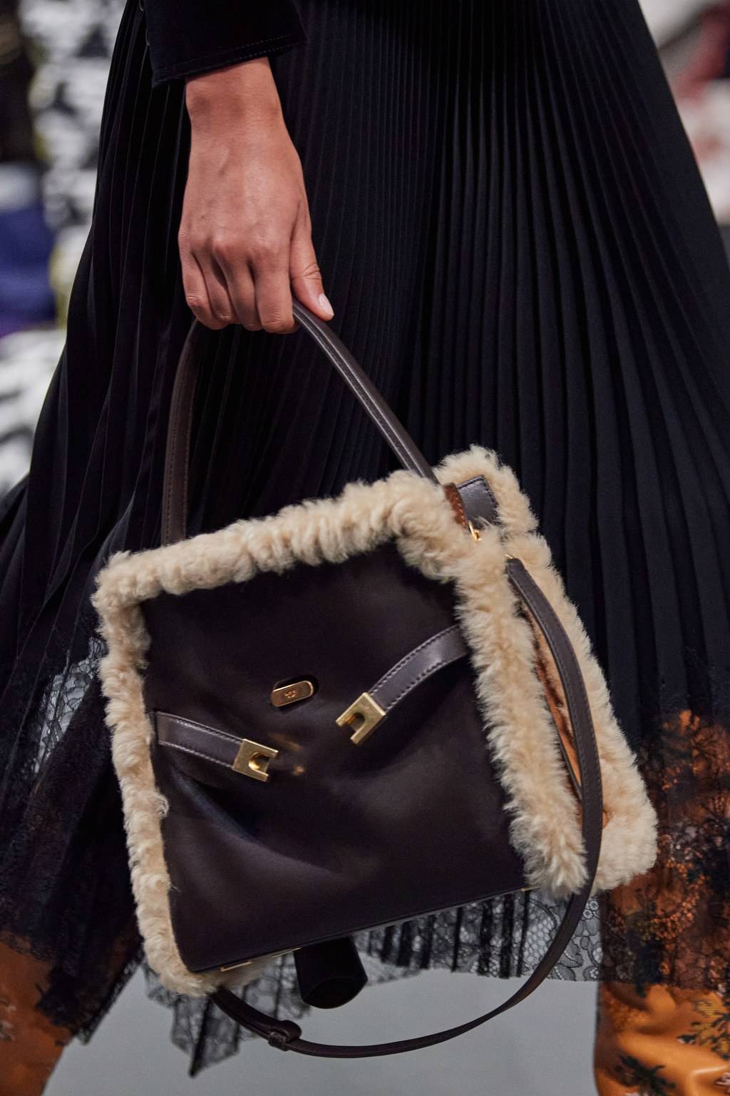 토리버치 2020년 신상 백 | 인스티즈