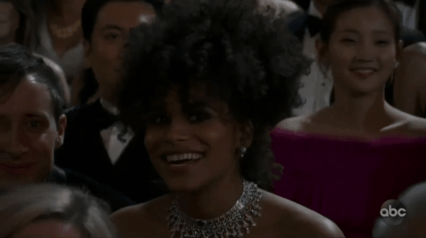 에미넴 무대 보는 박소담 | 인스티즈