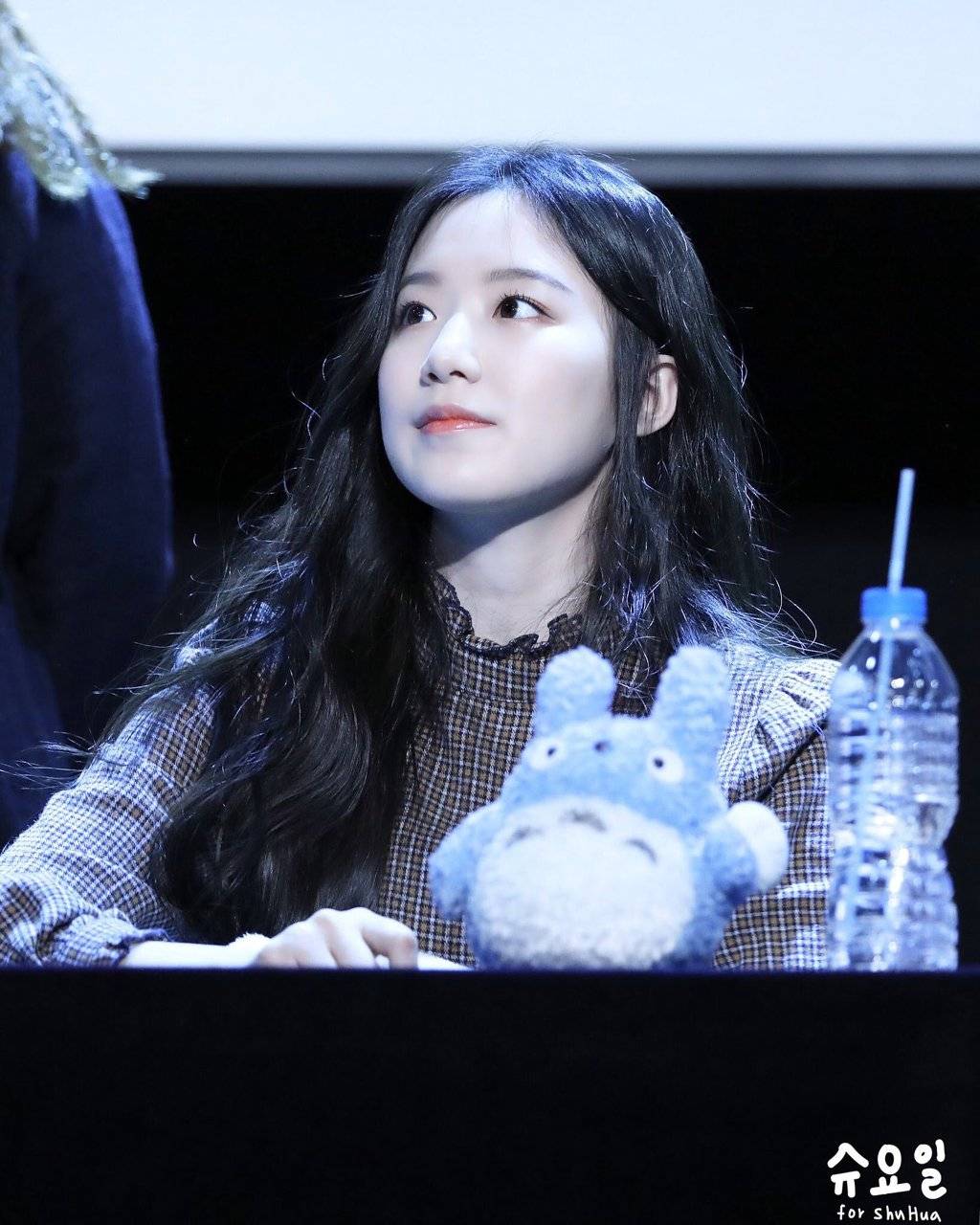 새하얀 여자아이들 슈화.jpgif | 인스티즈