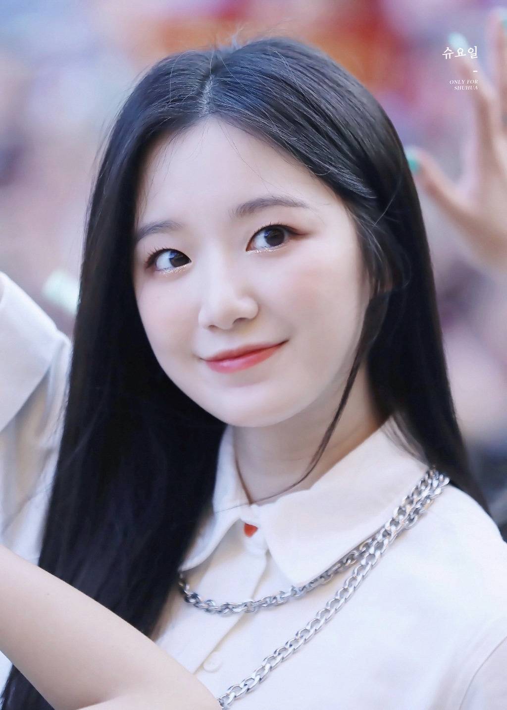 새하얀 여자아이들 슈화.jpgif | 인스티즈