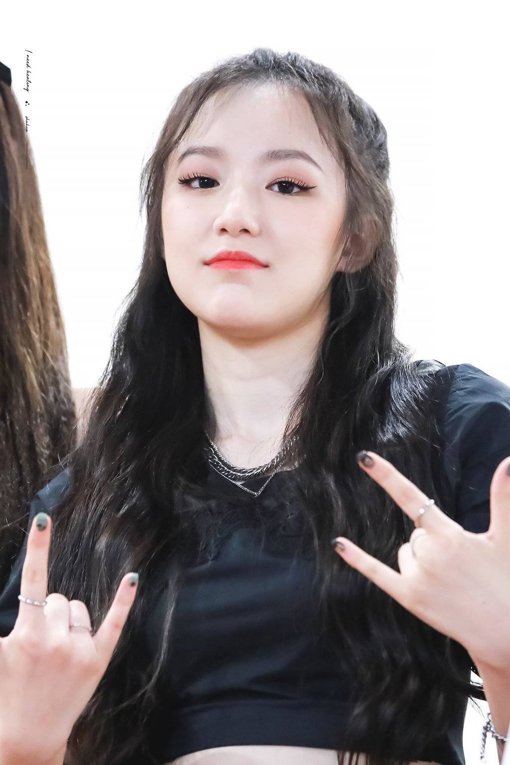 새하얀 여자아이들 슈화.jpgif | 인스티즈