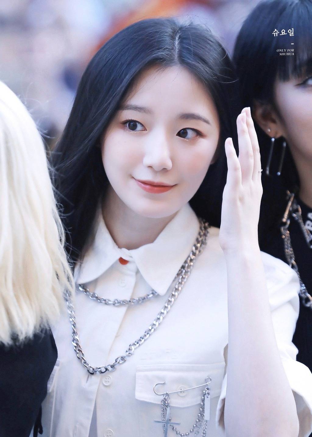 새하얀 여자아이들 슈화.jpgif | 인스티즈