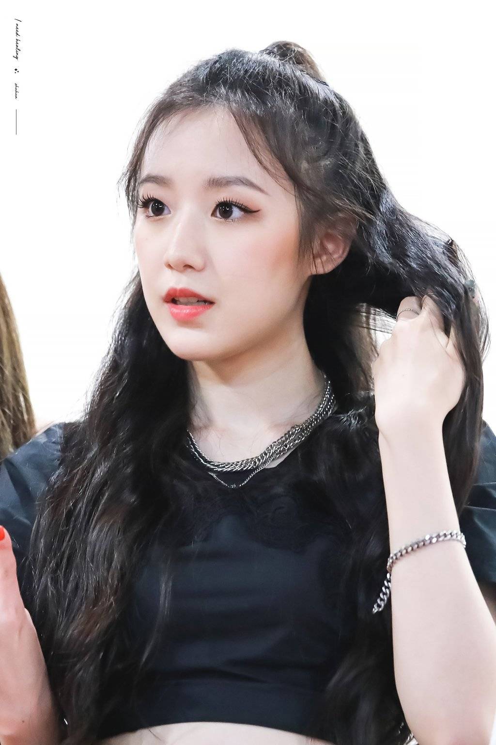 새하얀 여자아이들 슈화.jpgif | 인스티즈