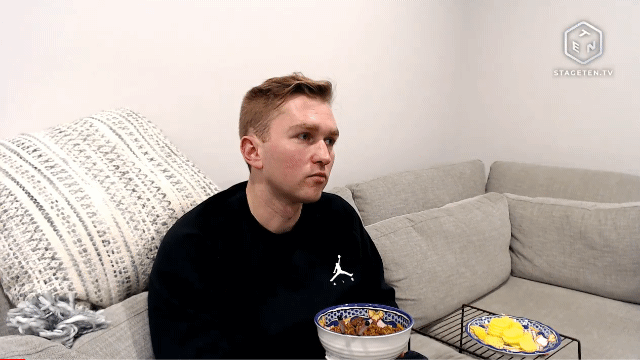 아카데미 시상식 리액션.gif (백악관에 욱일전범기 금지 청원 올렸던 그 외국인) (유튜브 하이채드) | 인스티즈