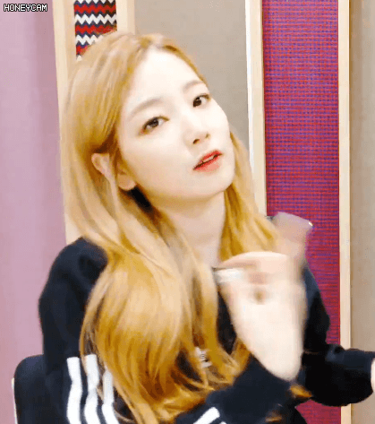 참참참이 특기인 아이돌 | 인스티즈