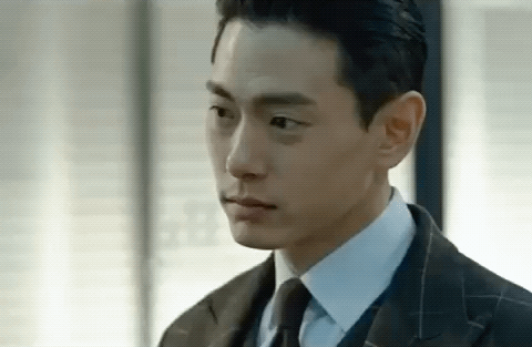 관심있는 여주의 접근 금지령(?)에 발작 버튼 눌려 평정심까지 잃은 남캐.gif | 인스티즈