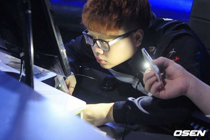 [LOL] 폰 선수(주님) 강박증 | 인스티즈