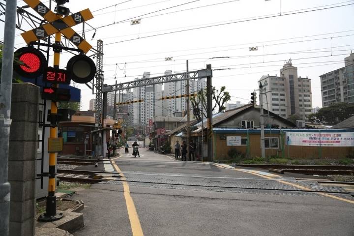 용산 백빈건널목 땡땡거리 | 인스티즈