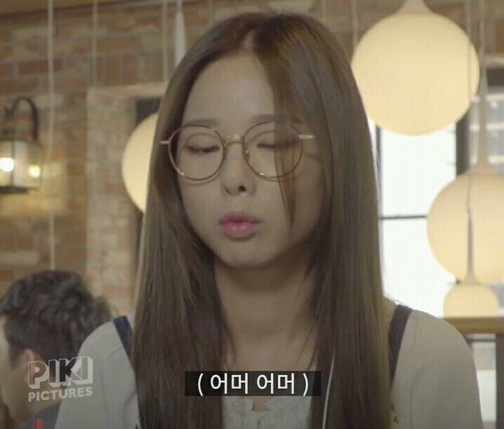 카페에서 몰입도 쩌는 순간 | 인스티즈