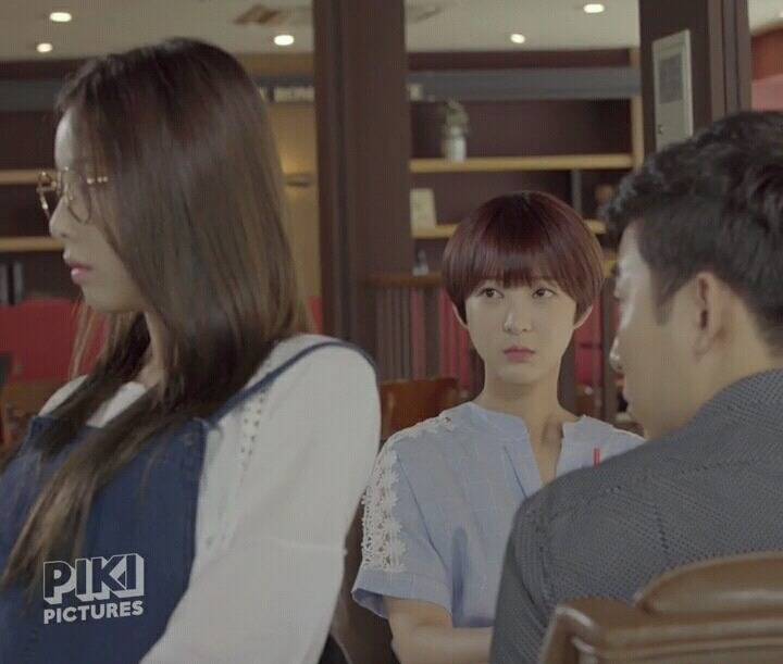 카페에서 몰입도 쩌는 순간 | 인스티즈