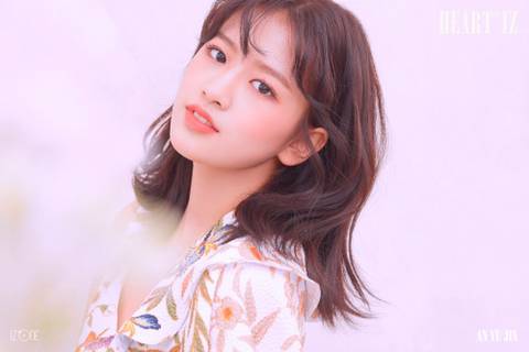 아이즈원 시리즈) 렌즈소녀에서 댕댕이로! 안유진, 프로듀스48부터 지금까지의 변천사 | 인스티즈
