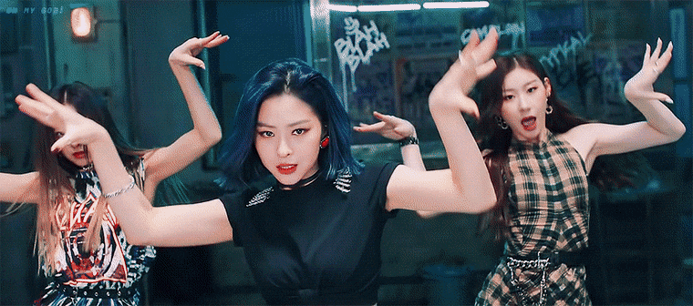 ITZY 있지"WANNABE"티저에서 찐하게 홀려버리는 류진.gif | 인스티즈