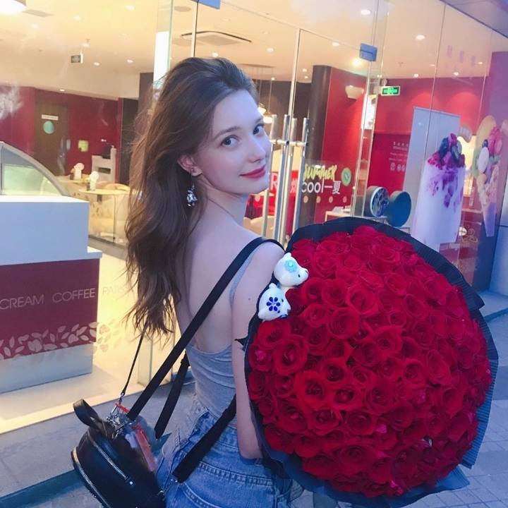 아나스타샤 세불스카 인스타 3탄 (30장) | 인스티즈