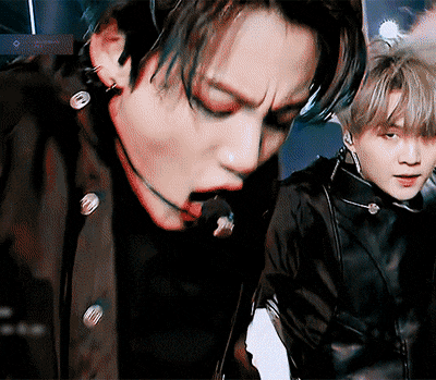 방탄 정국 최근 조회수 백만뷰 넘은 직캠 (feat.57초후에야 만날수있는 정국이) | 인스티즈