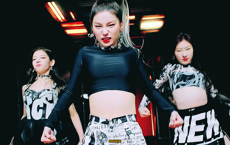 ITZY (있지) - 신곡 WANNABE 첫 무대 쇼케이스 | 인스티즈