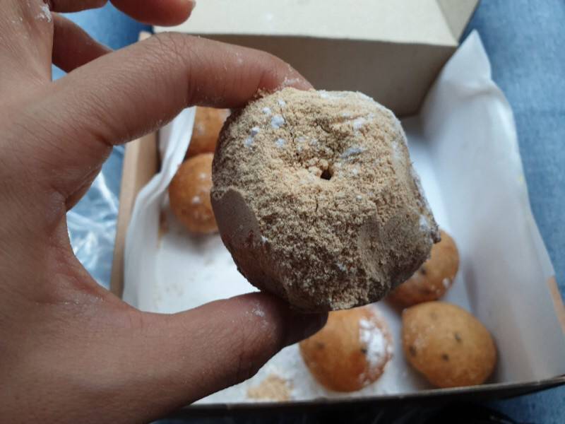 속에 여러 가지 크림이 들어간 도너츠윤 찹쌀도너츠.jpg | 인스티즈