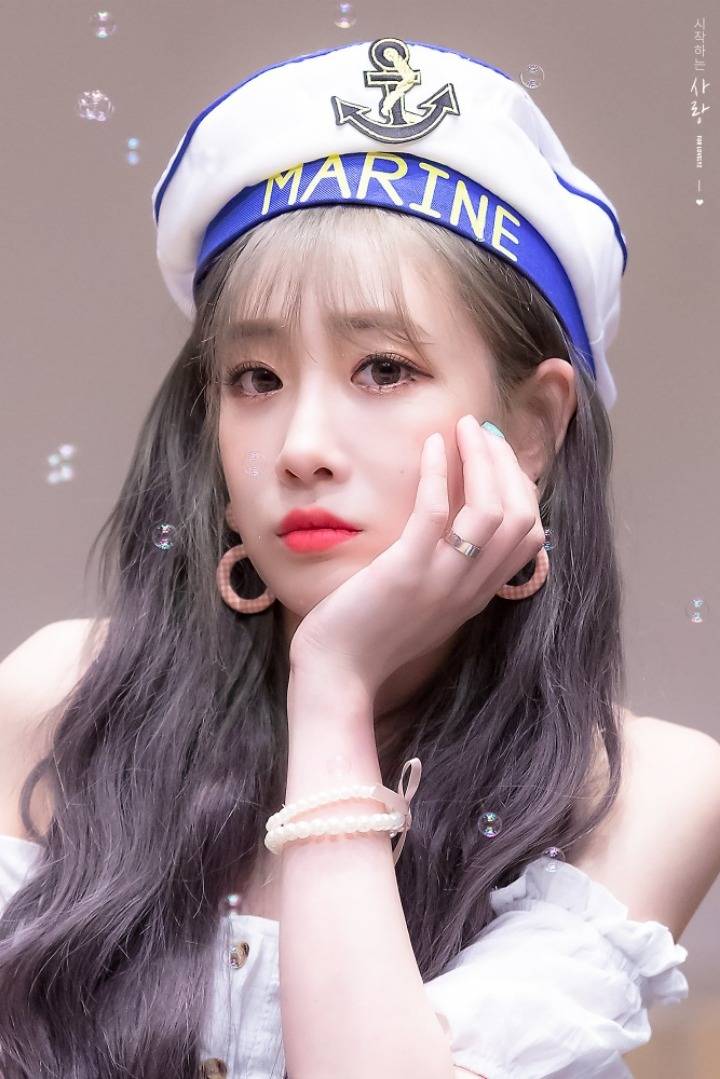 해군모를 쓴 러블리즈 귀요미 둘째 유지애.jpg | 인스티즈
