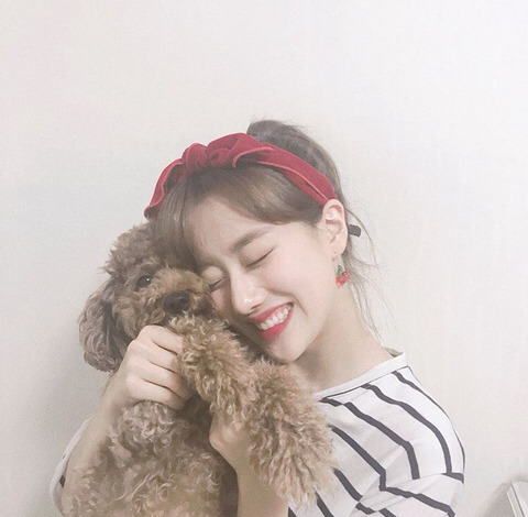 에이프릴 나은 여친짤.jpg | 인스티즈