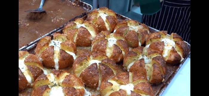 유튜브에서 댓반응 폭발적인 인기빵 만드는 영상....((주의)) ....jpg | 인스티즈