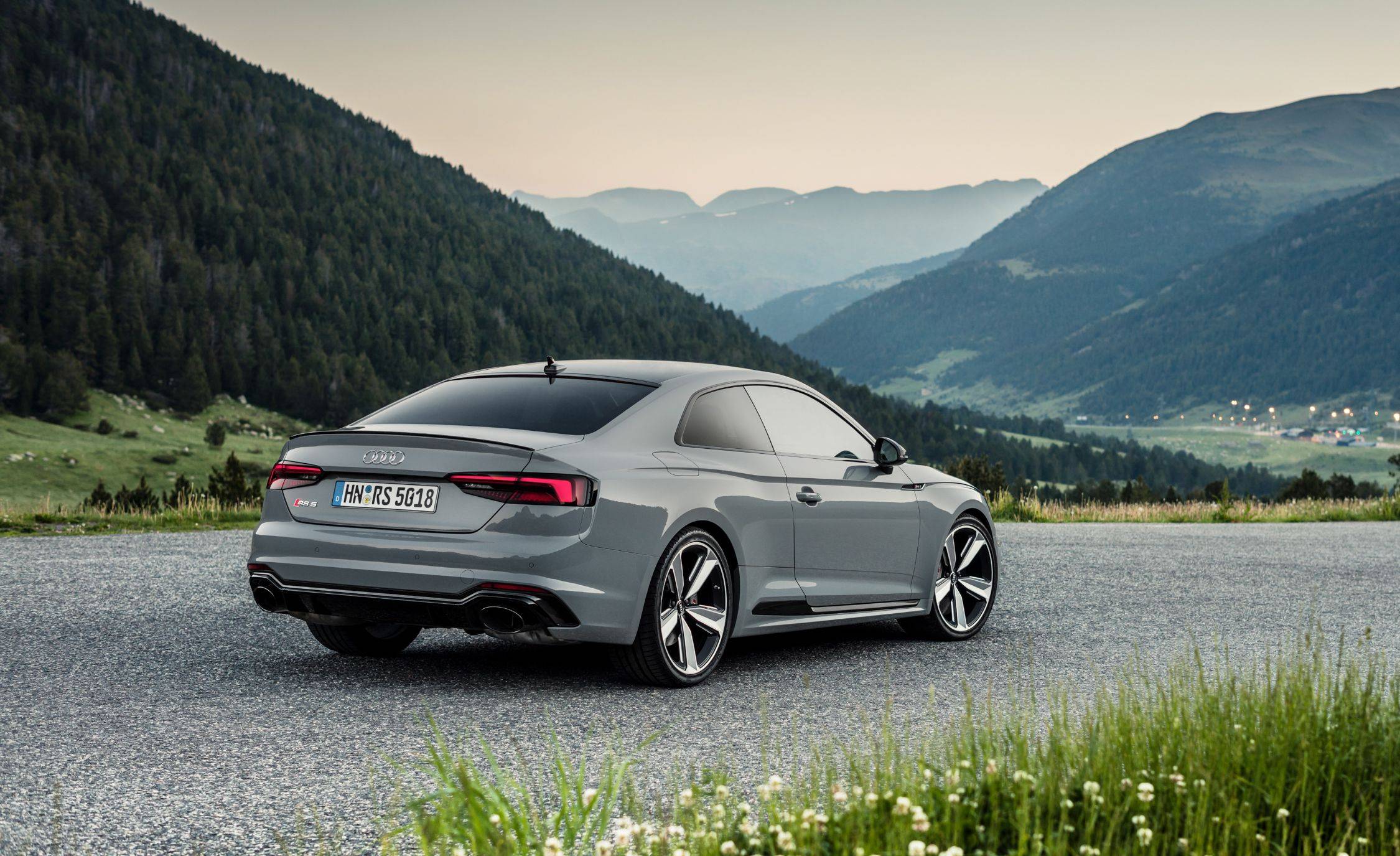 2018 신형 아우디 RS5 쿠페 [데이터호우주의] | 인스티즈