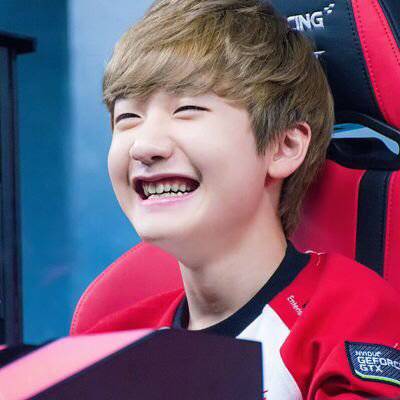 뭐?! 롤 FM이 나왔다고?! 카드깡 해야징 | 인스티즈