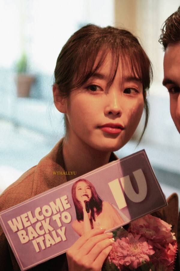 밀라노에 간 아이유 | 인스티즈