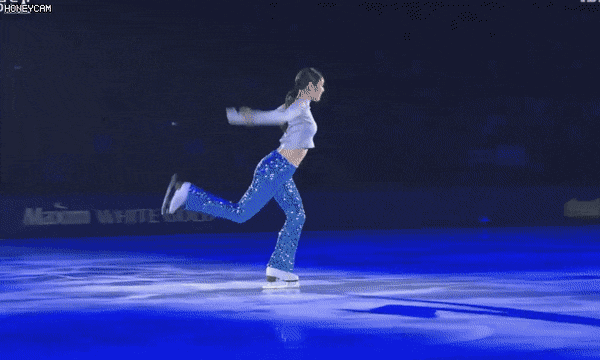 추운 날이라 마음 따뜻해지시라는 뜻에서 연느님.jpgif (30장) | 인스티즈