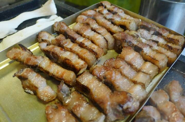 본인의 삼겹살 취향은? 납작 vs 두툼 | 인스티즈