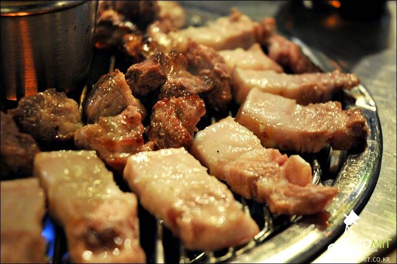 치아사이에 끼면 더 짜증나는 것은? | 인스티즈