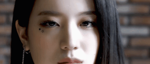 프로미스나인의 강렬한 눈빛 | 인스티즈